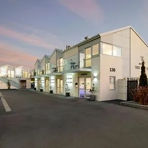 Motel V, Christchurch